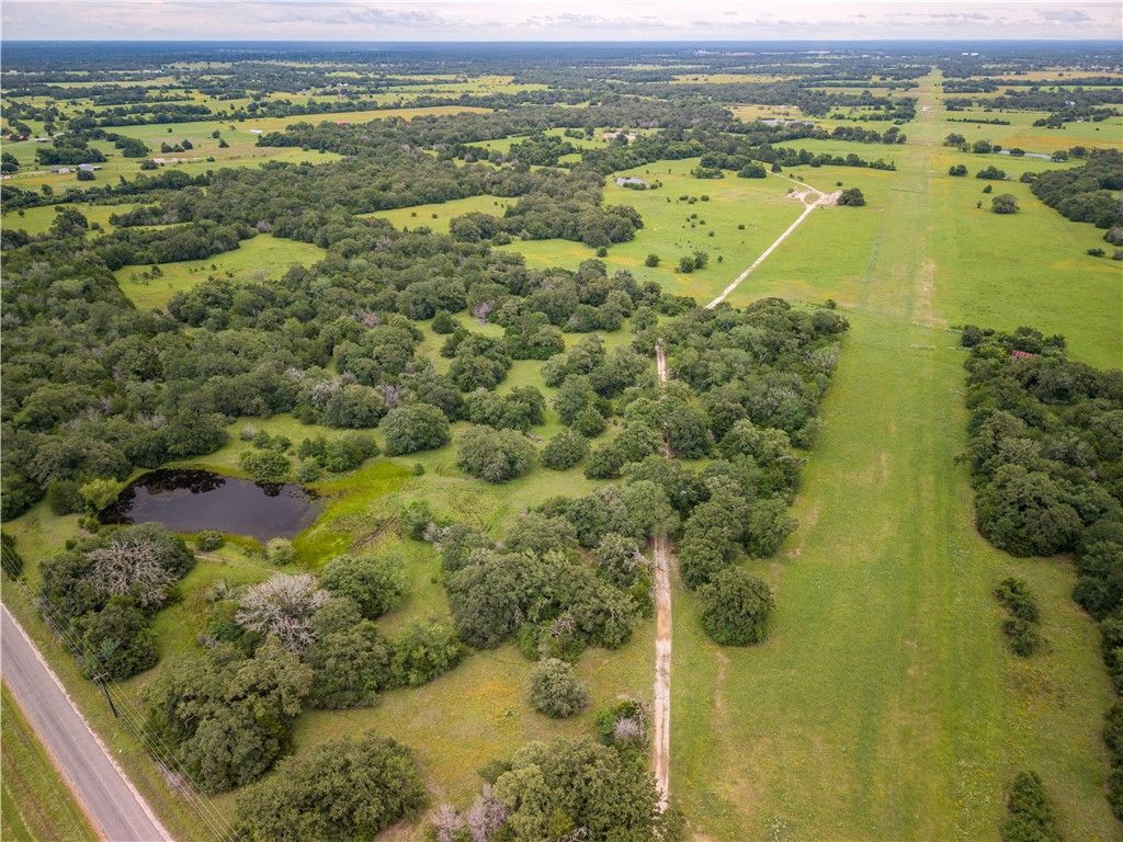 10102 Ferrill Creek Rd, Bryan, TX 77808 — exterior