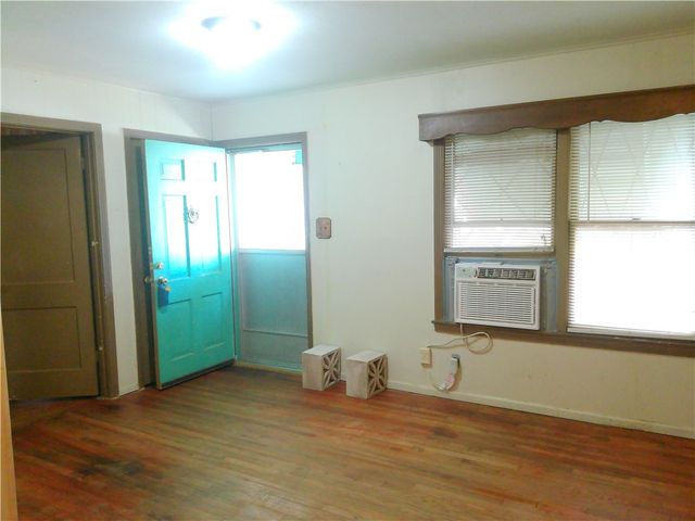 4322 Fir St, Corpus Christi, TX 78411