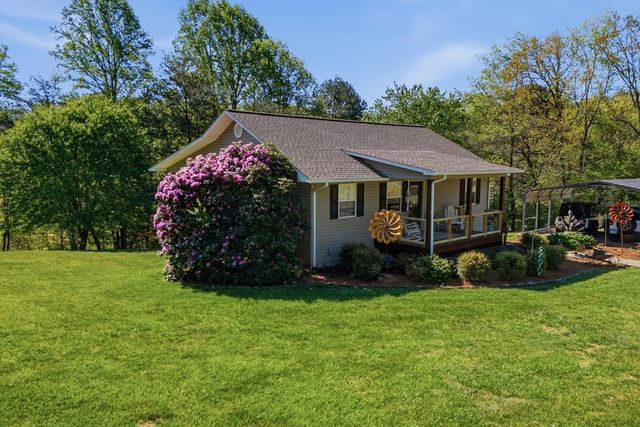 68 West Vineyard, Hayesville, NC 28904