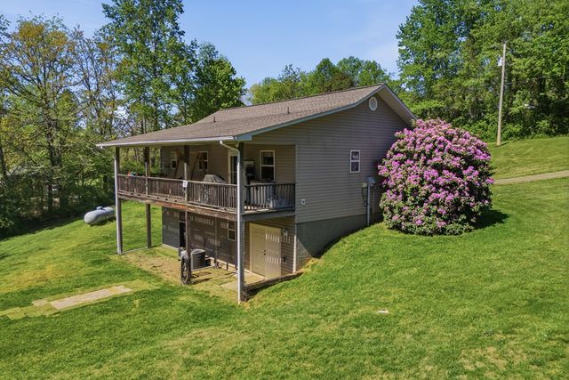 68 West Vineyard, Hayesville, NC 28904