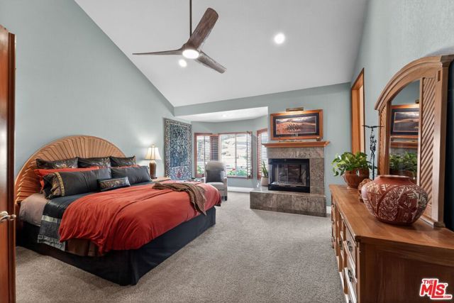15555 Bronco Drive, Canyon Country (santa Clarita), CA 91387