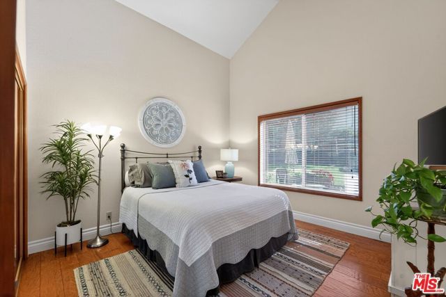 15555 Bronco Drive, Canyon Country (santa Clarita), CA 91387