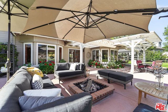 15555 Bronco Drive, Canyon Country (santa Clarita), CA 91387