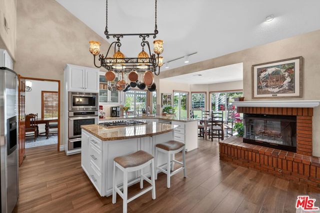 15555 Bronco Drive, Canyon Country (santa Clarita), CA 91387