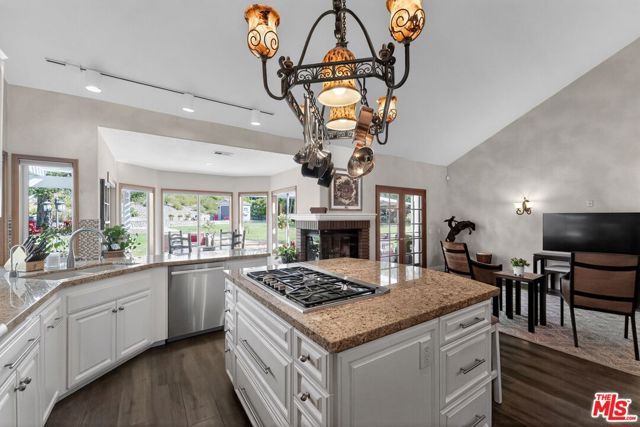 15555 Bronco Drive, Canyon Country (santa Clarita), CA 91387