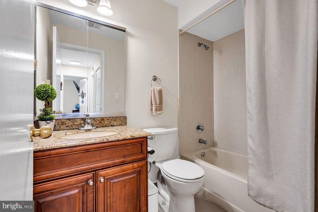 138 WYNDHAM PL, Robbinsville, NJ 08691