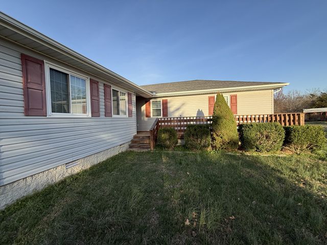 1212 Mount Vernon Rd, Bethpage, TN 37022