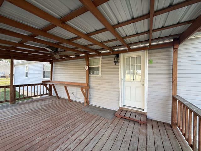 1212 Mount Vernon Rd, Bethpage, TN 37022