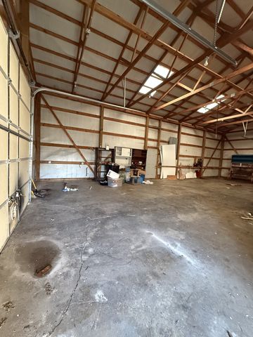 1212 Mount Vernon Rd, Bethpage, TN 37022