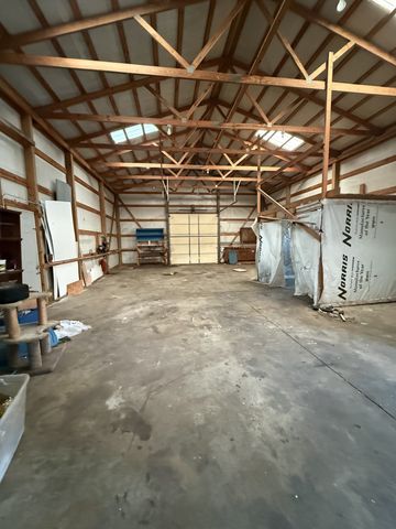 1212 Mount Vernon Rd, Bethpage, TN 37022