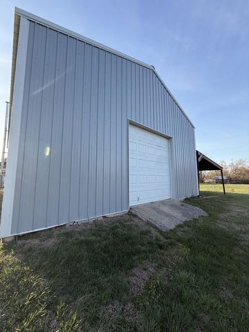 1212 Mount Vernon Rd, Bethpage, TN 37022