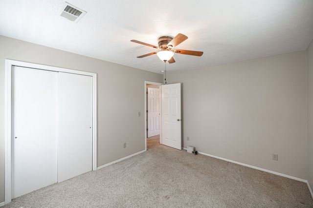 1212 Mount Vernon Rd, Bethpage, TN 37022