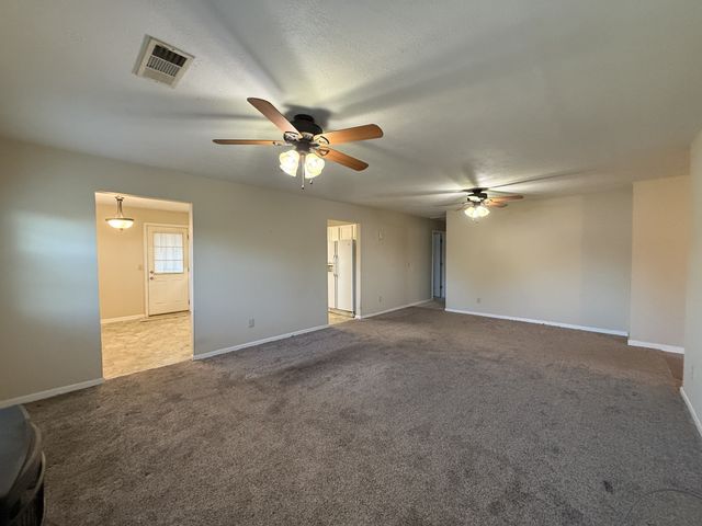 1212 Mount Vernon Rd, Bethpage, TN 37022