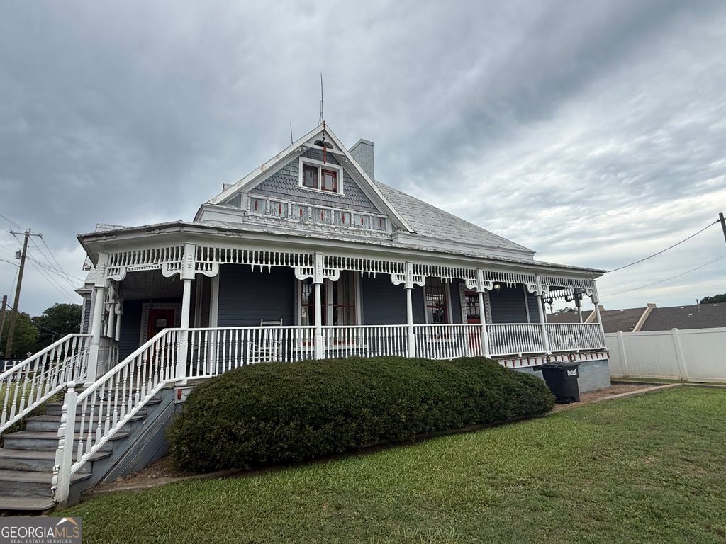 173 E Howell Street, Hartwell, GA 30643 — photo 2