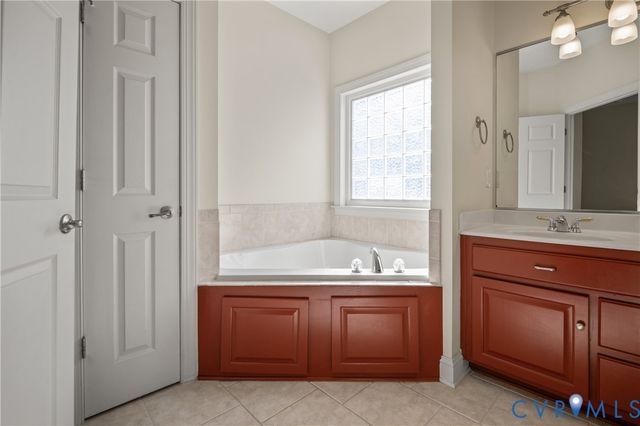 4301 Village Creek Dr, Chester, VA 23831