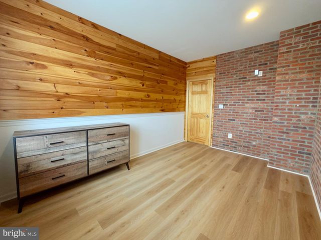 3202 DAVINCI DR, Philadelphia, PA 19145