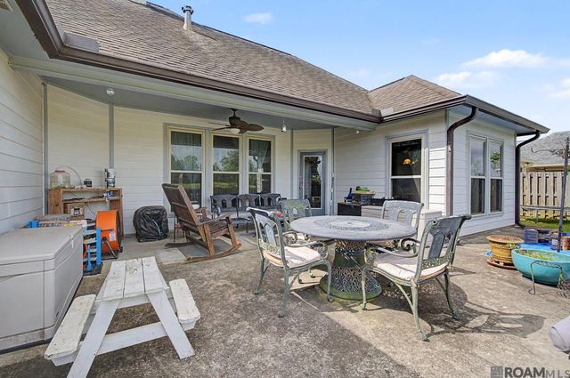 37448 Dutchtown Crossing Av, Gonzales, LA 70737