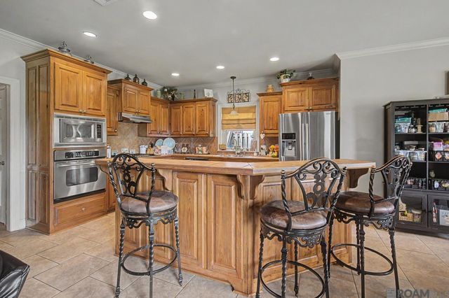 37448 Dutchtown Crossing Av, Gonzales, LA 70737