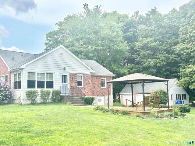 882 Avery Street, South Windsor, CT 06074