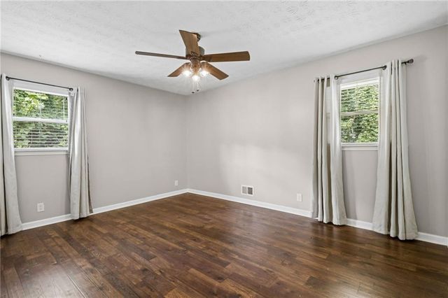 1042 Mountain Woods Court, Stone Mountain, GA 30087