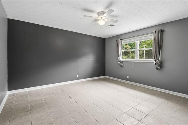 1042 Mountain Woods Court, Stone Mountain, GA 30087