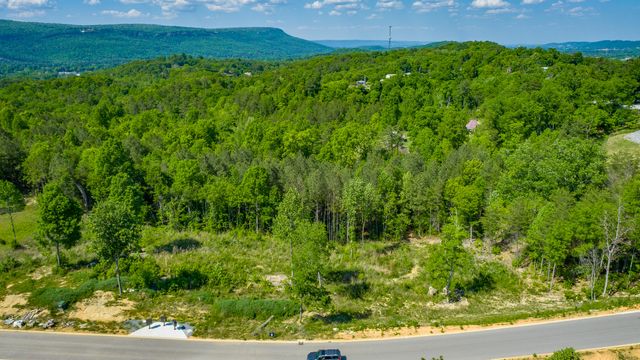 86 Cascade Drive, Rossville, GA 30741