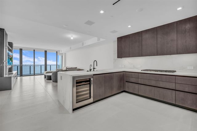 1116 N Ocean Boulevard 1106, Pompano Beach, FL 33062