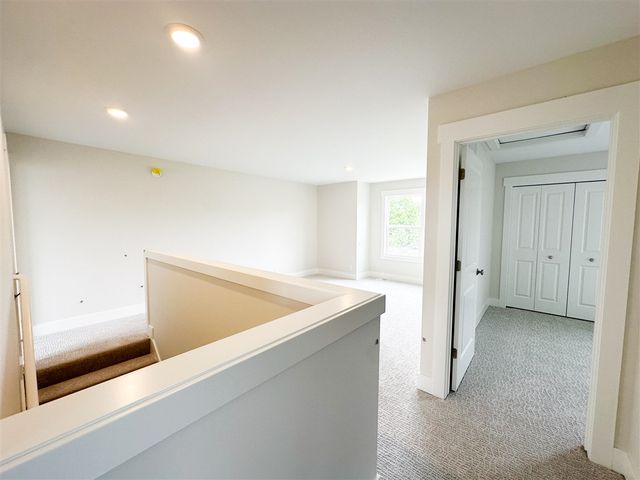 1852 Round Barn Drive, Hudsonville, MI 49426