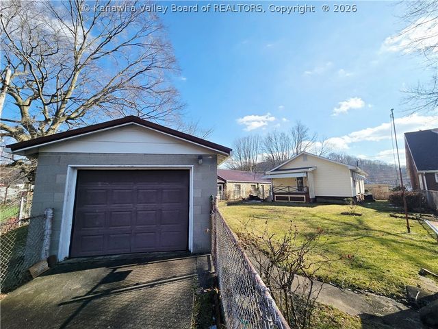 1417 Bigley Avenue, Charleston, WV 25302