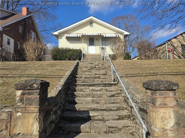 1417 Bigley Avenue, Charleston, WV 25302