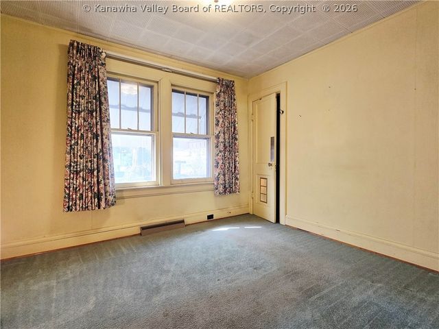 1417 Bigley Avenue, Charleston, WV 25302