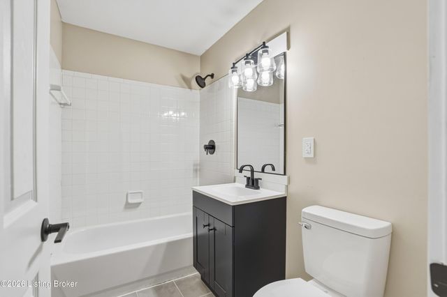 210 Montclair School Rd, Simpsonville, KY 40067