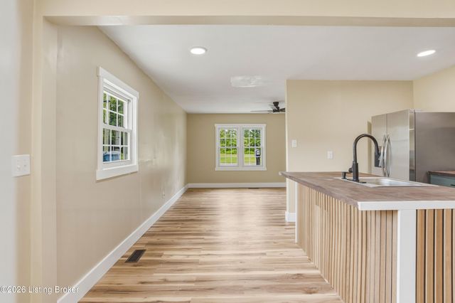 210 Montclair School Rd, Simpsonville, KY 40067