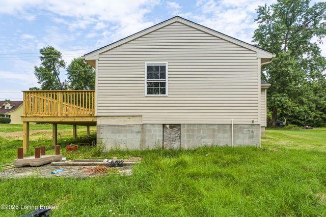 210 Montclair School Rd, Simpsonville, KY 40067