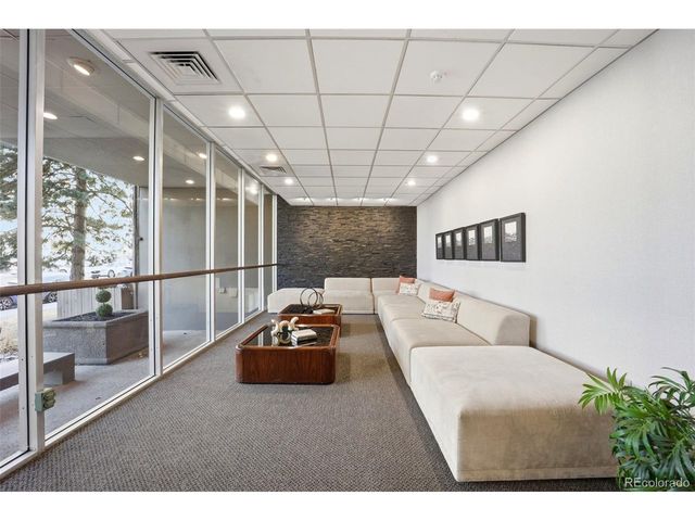 2 Adams St 603, Denver, CO 80206