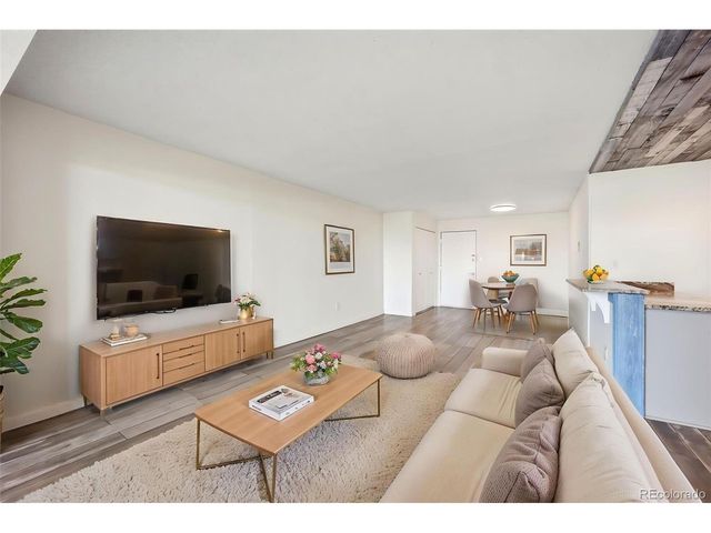 2 Adams St 603, Denver, CO 80206