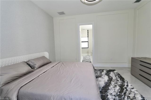 2017 47th AVE NE, Naples, FL 34120