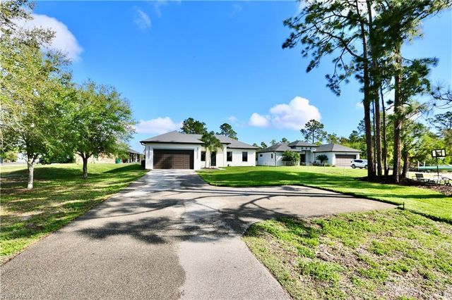 2017 47th AVE NE, Naples, FL 34120