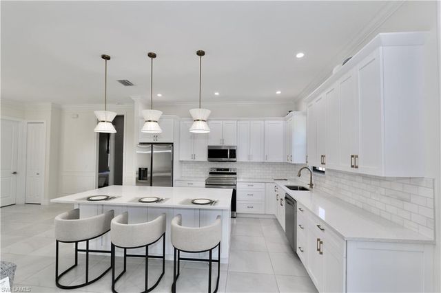 2017 47th AVE NE, Naples, FL 34120