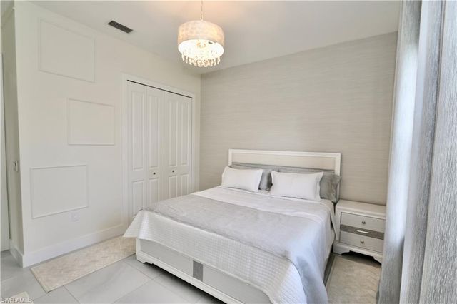 2017 47th AVE NE, Naples, FL 34120