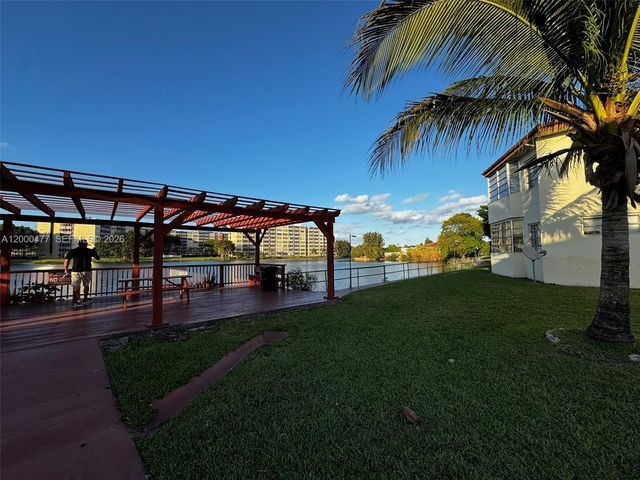 1601 NE Miami Gardens Dr 103, Miami, FL 33179