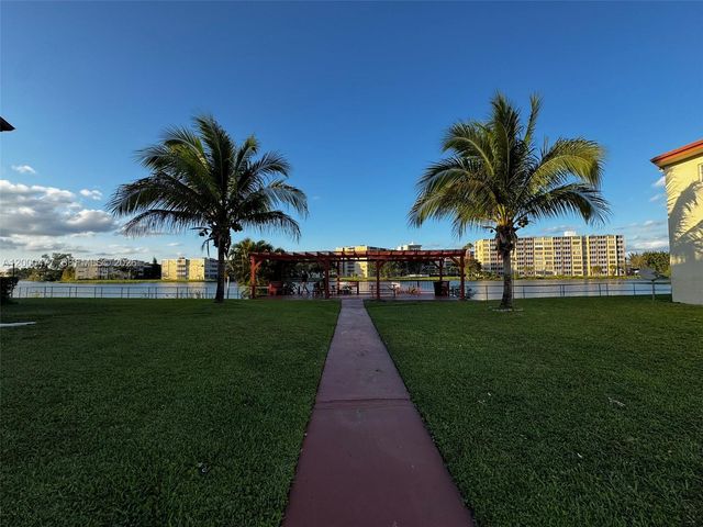 1601 NE Miami Gardens Dr 103, Miami, FL 33179