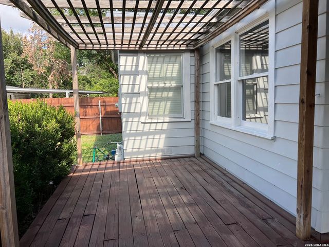 336 HARMON DR, San Antonio, TX 78209