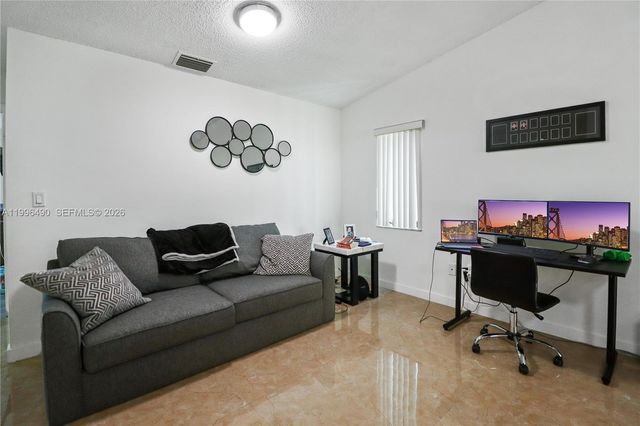 10940 SW 143rd Ct, Miami, FL 33186