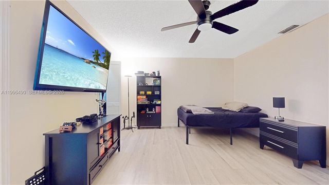 10940 SW 143rd Ct, Miami, FL 33186