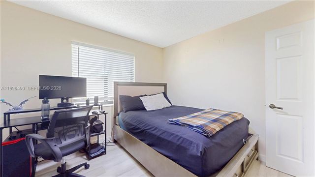 10940 SW 143rd Ct, Miami, FL 33186