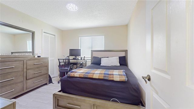 10940 SW 143rd Ct, Miami, FL 33186