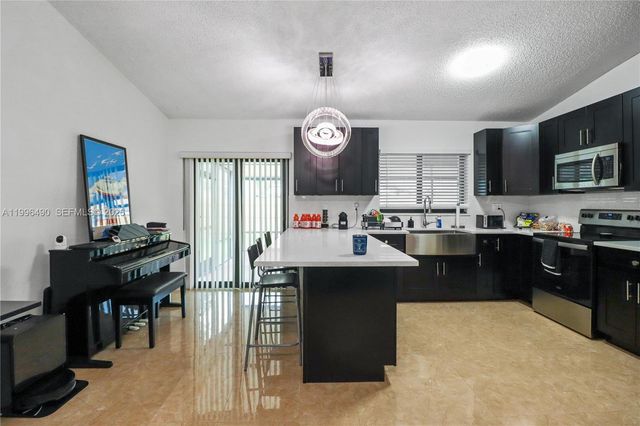 10940 SW 143rd Ct, Miami, FL 33186