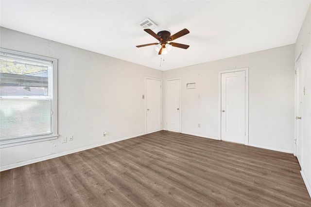 701 E Humble Street, Baytown, TX 77520