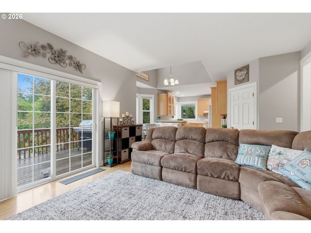 16096 Se FLAVEL Dr, Portland, OR 97236